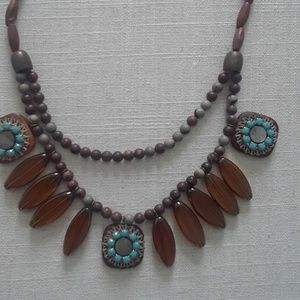 Anthropologie Jewelry - Lenora dame necklace from Anthropology Anthropologie Jewelry - Lenora dame necklace from Anthropology